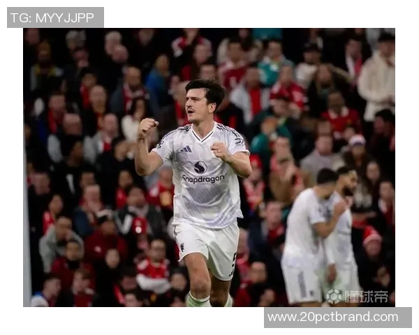 马奎尔:拉门斯首次出战双红会会感到紧张 我们将全力支持他度过难关 马奎尔:拉门斯首次出战双红会会感到紧张 我们将全力支持他度过难关