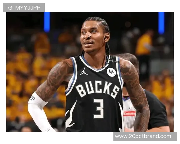 小凯文波特首节高效砍下10分三分准度出色意外崴脚提前退场 小凯文波特首节高效砍下10分三分准度出色意外崴脚提前退场